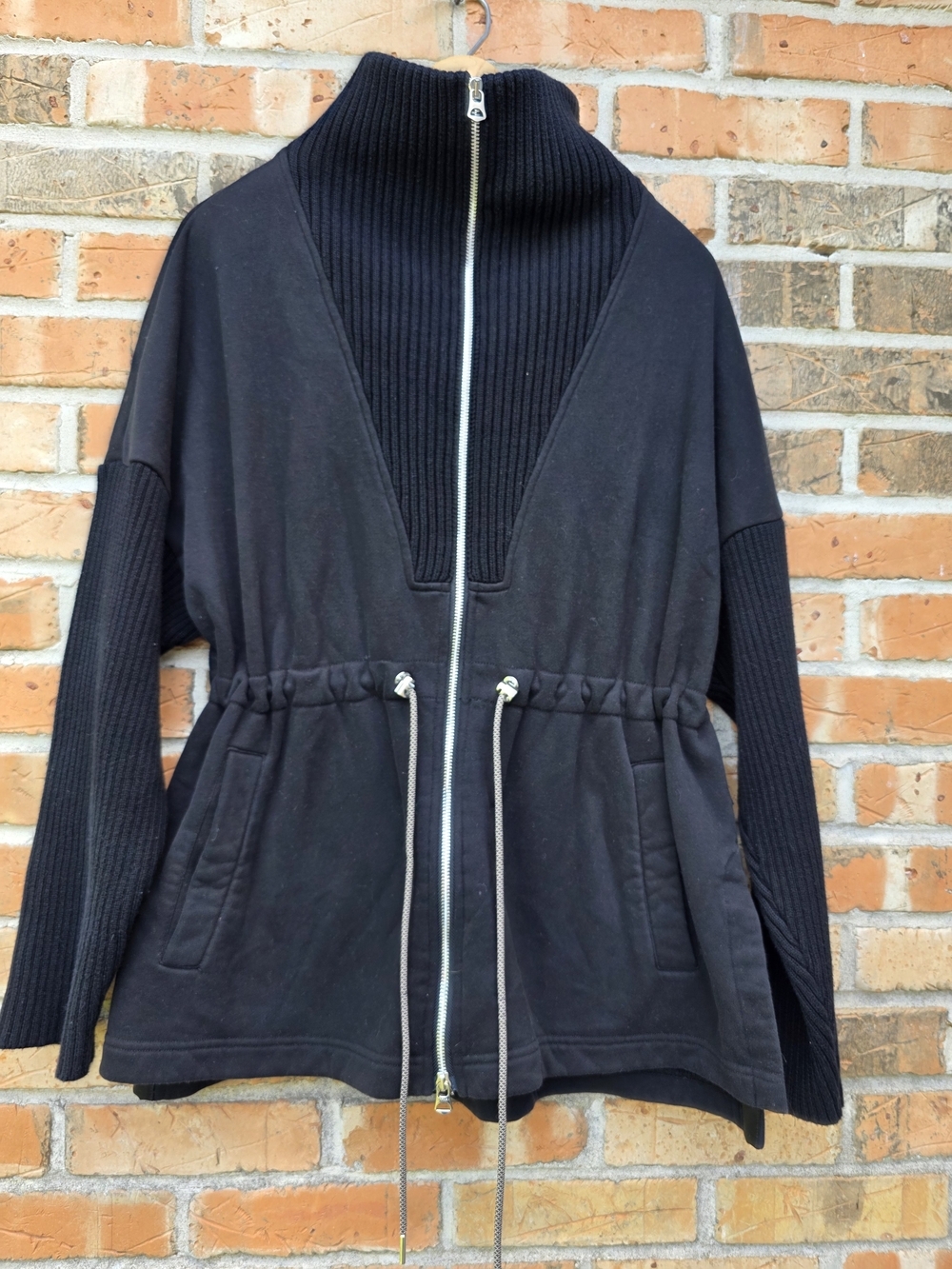 Varley Black Zip-Up Drawstring Utility Jacket - Picture 4 of 16